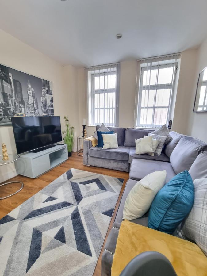 2 Bedroom - City Centre Location - Perfect For Family'S Брадфорд Экстерьер фото